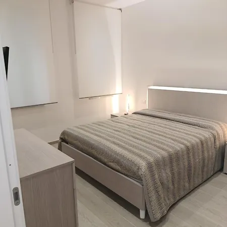 Lastellamarina * Αλάσιο